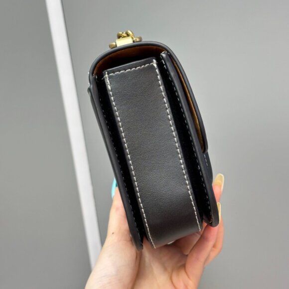 COACH HERO Horse and Carriage Print Shoulder Bag Black CAS83 Outlet NEW - Picture 2 of 6